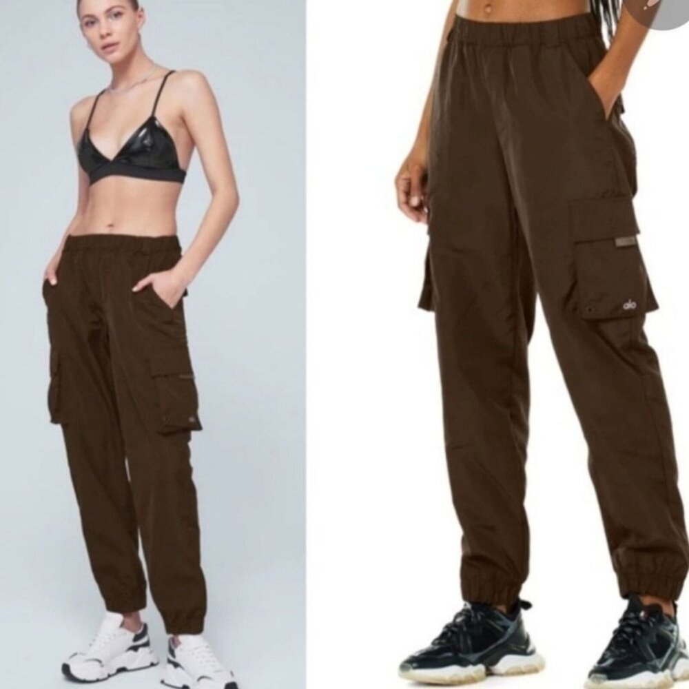 Alo It Girl Cargo Pants
